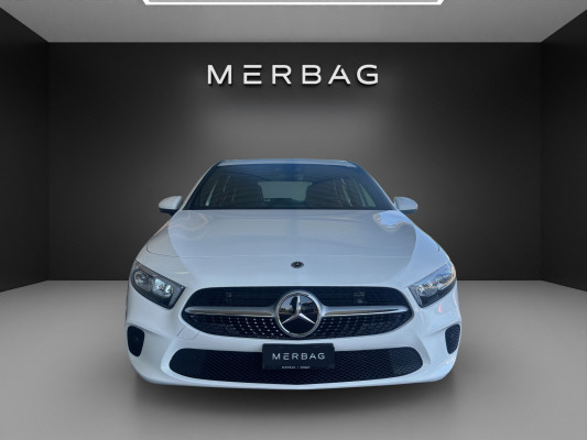 MERCEDES-BENZ A 200d 4Matic Progressive - 4