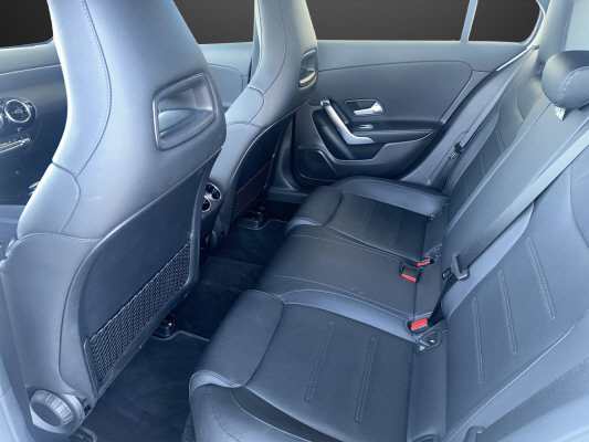 MERCEDES-BENZ A 200d 4Matic Progressive - 7