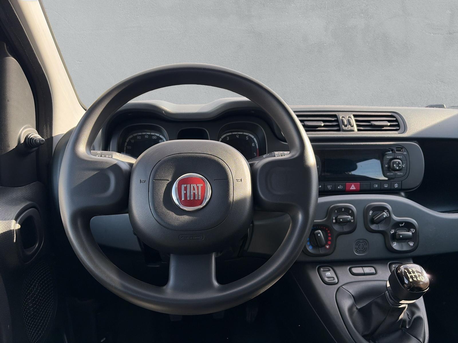FIAT Panda 1.0 Hybrid Cool - 16