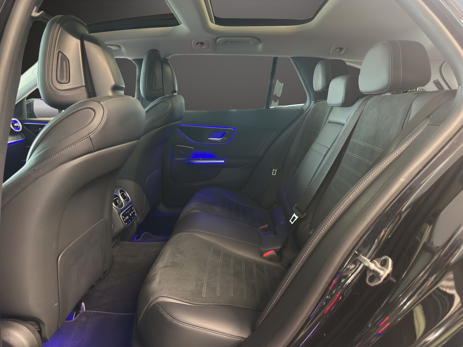 MERCEDES-BENZ C 220 d T 4M AMG Line - 12