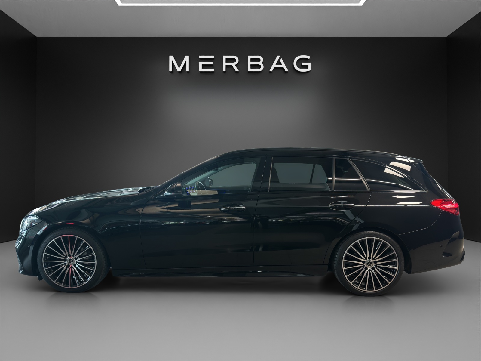 MERCEDES-BENZ C 220 d T 4M AMG Line - 3