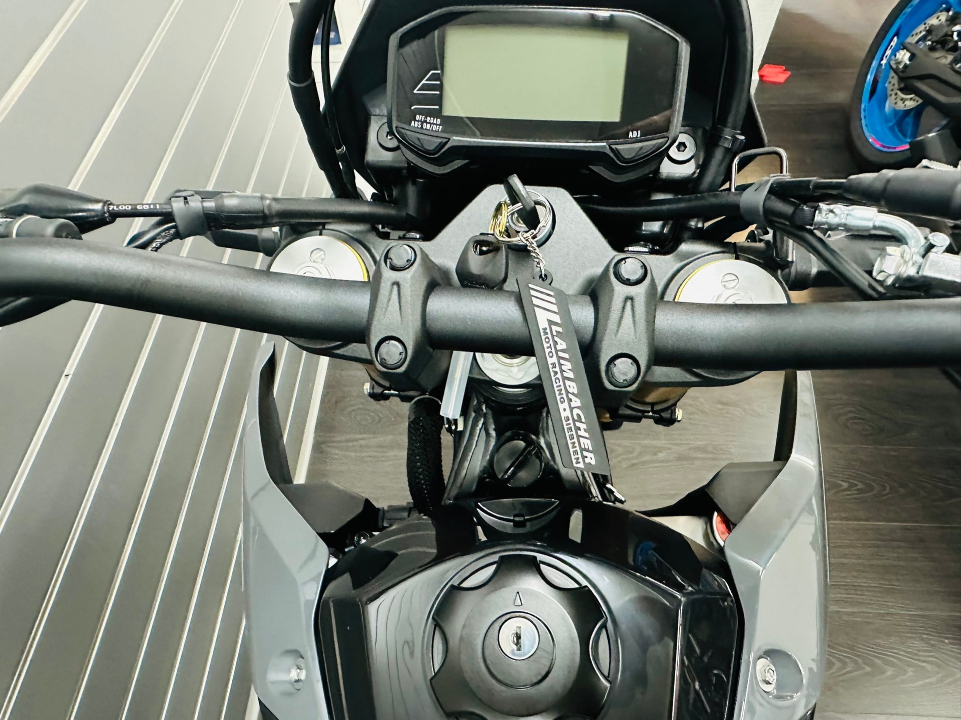 SUZUKI DR-Z4S / DR-Z 400 - 5