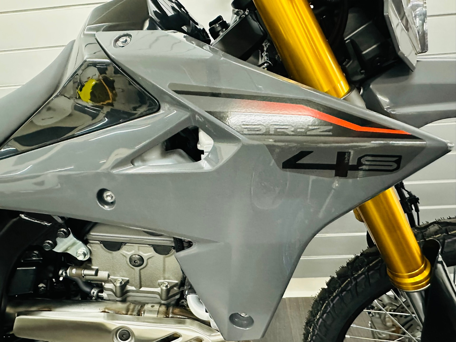 SUZUKI DR-Z4S / DR-Z 400 - 2