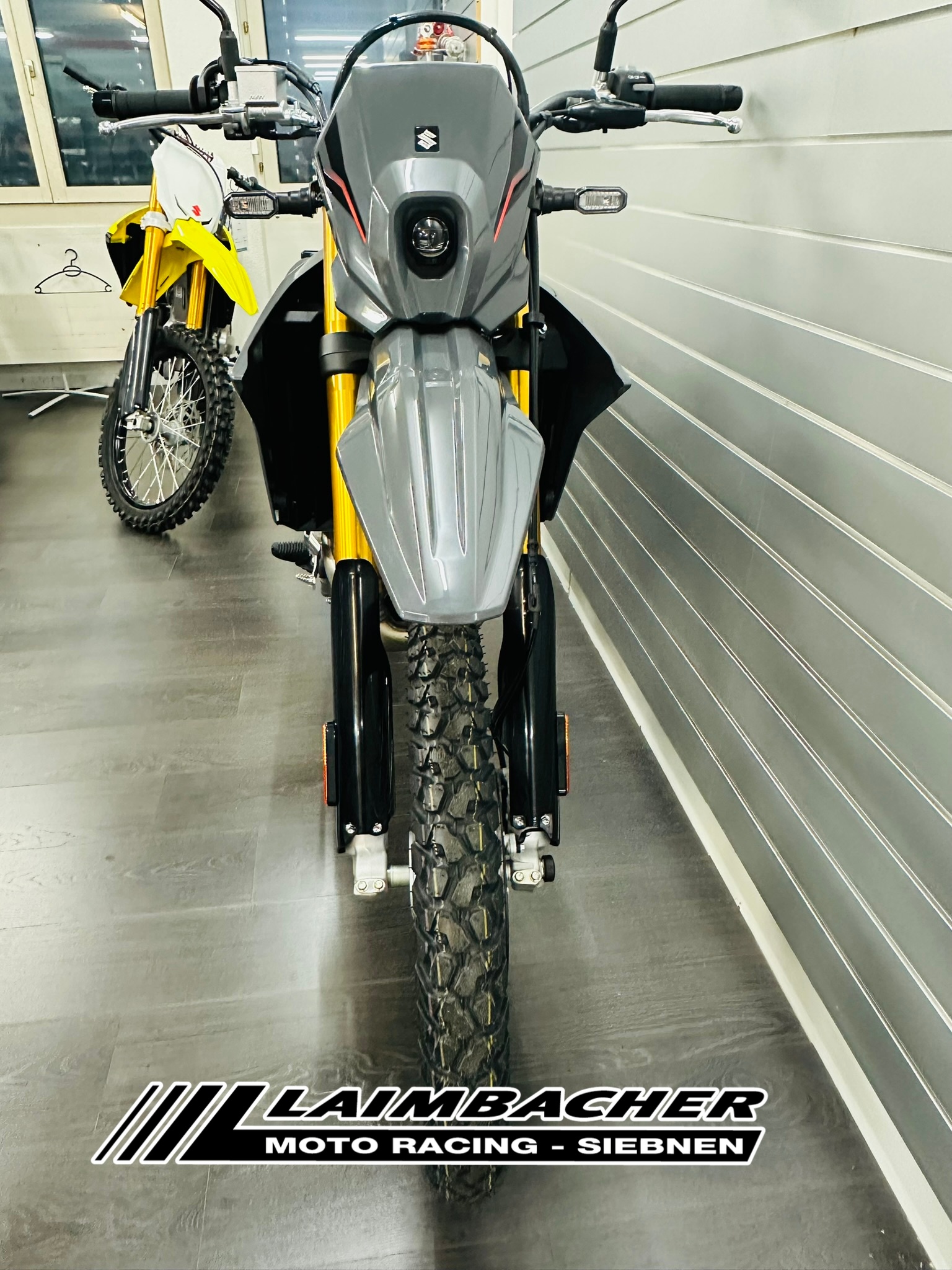 SUZUKI DR-Z4S / DR-Z 400 - 3