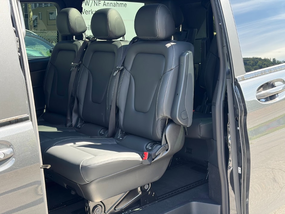 MERCEDES-BENZ V 300 d Exclusive L SWISS EDITION 4MATIC - 7