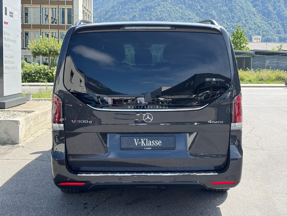 MERCEDES-BENZ V 300 d Exclusive L SWISS EDITION 4MATIC - 10