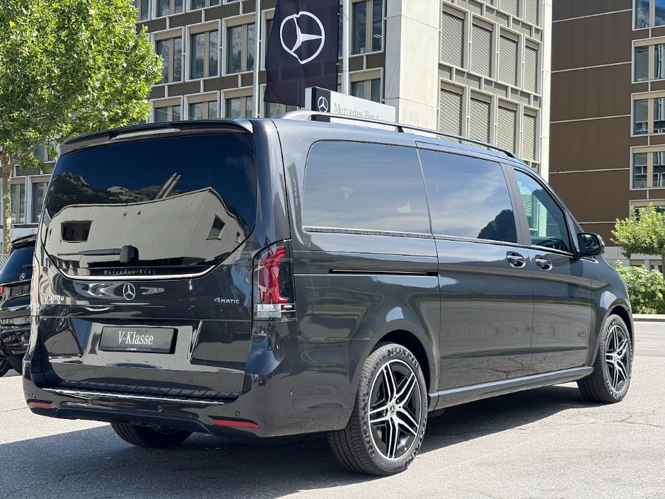MERCEDES-BENZ V 300 d Exclusive L SWISS EDITION 4MATIC - 14