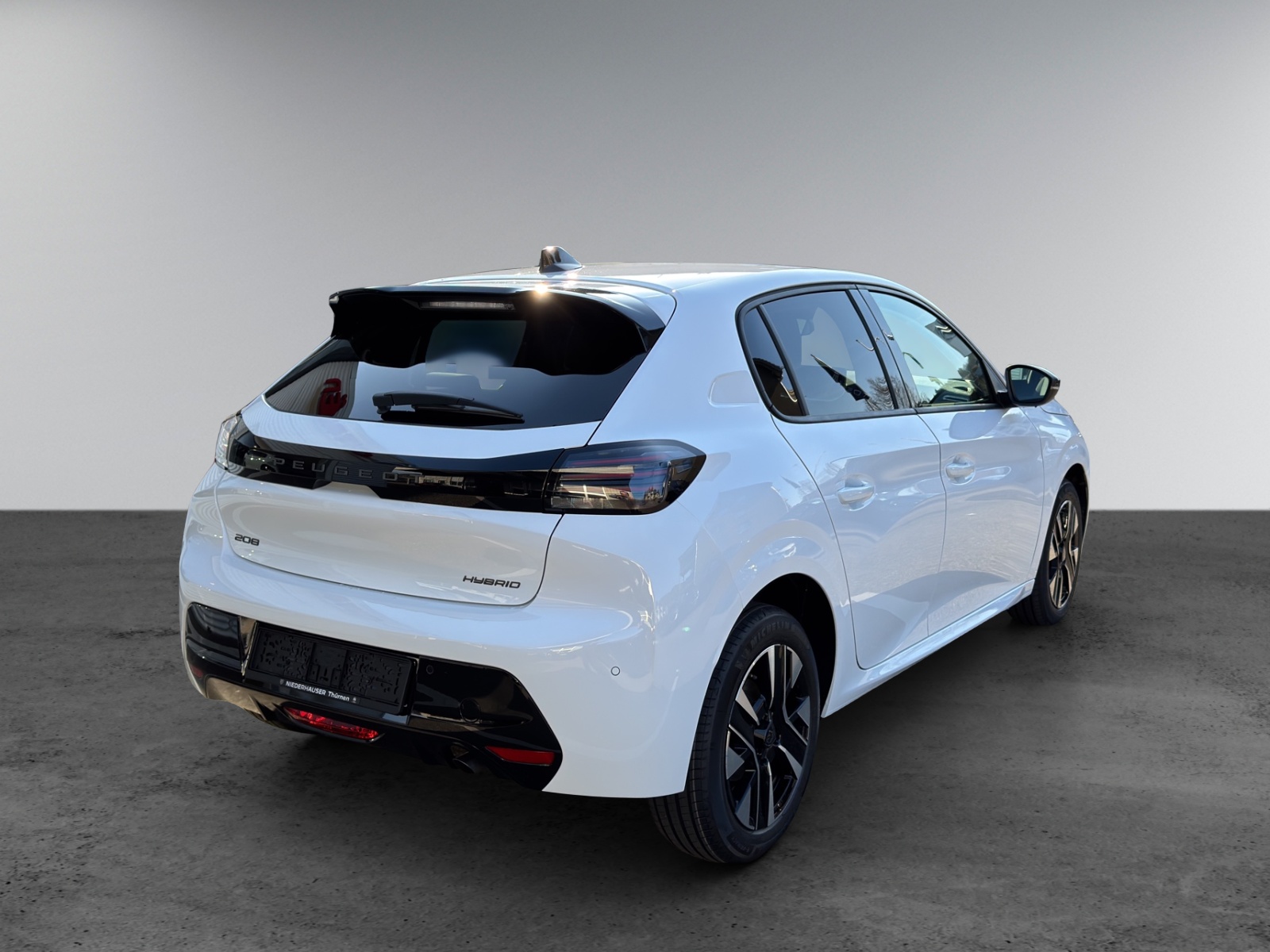 PEUGEOT 208 1.2 Hybrid Allure Premium - 3