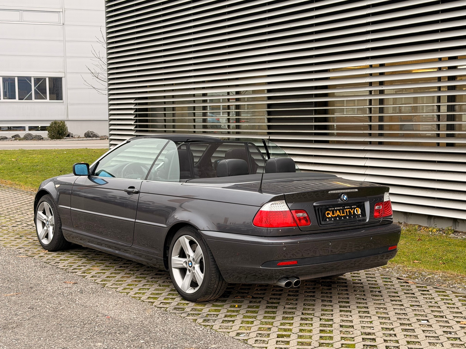 BMW 330Ci Cabriolet - 7