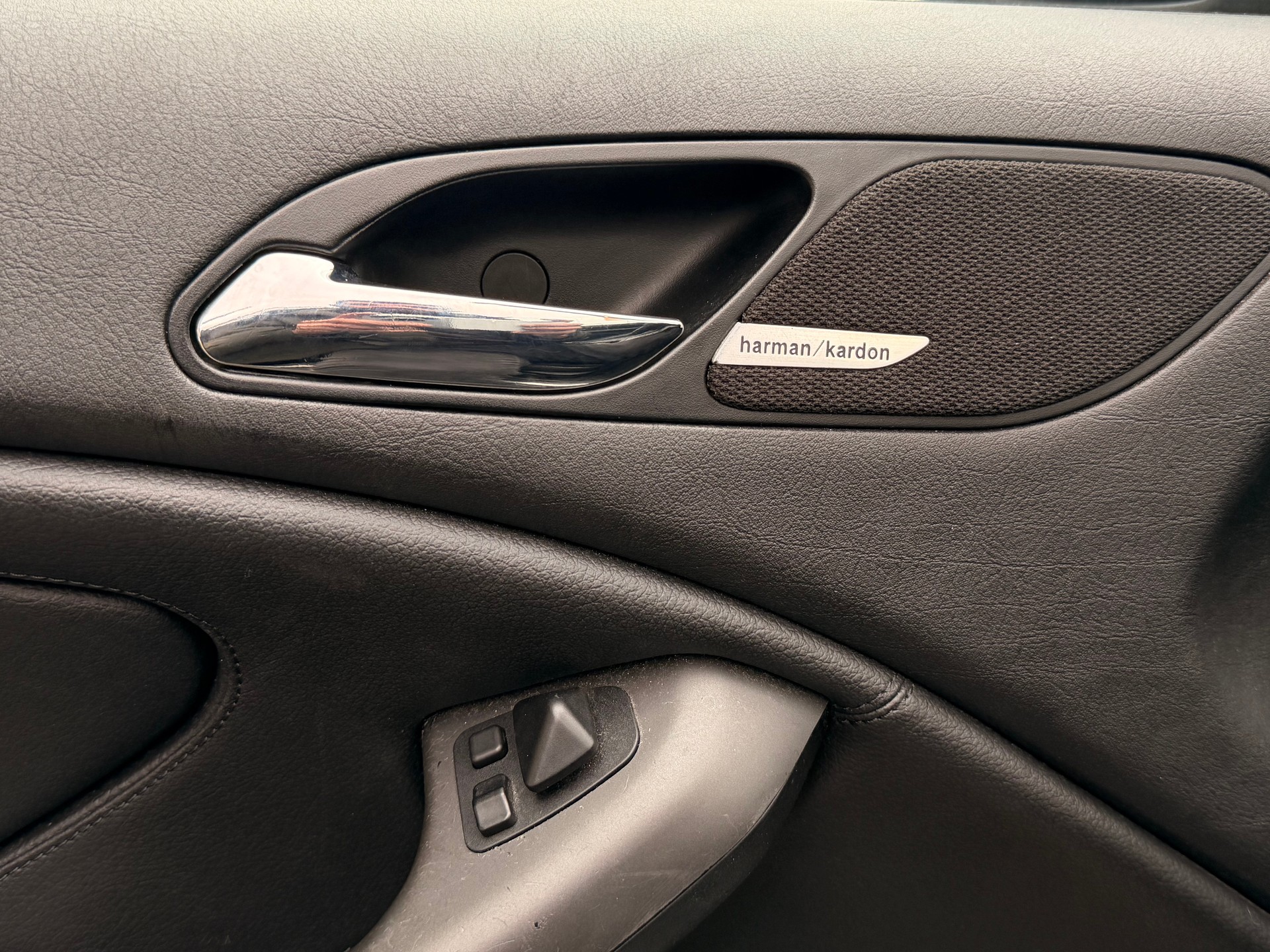 BMW 330Ci Cabriolet - 12