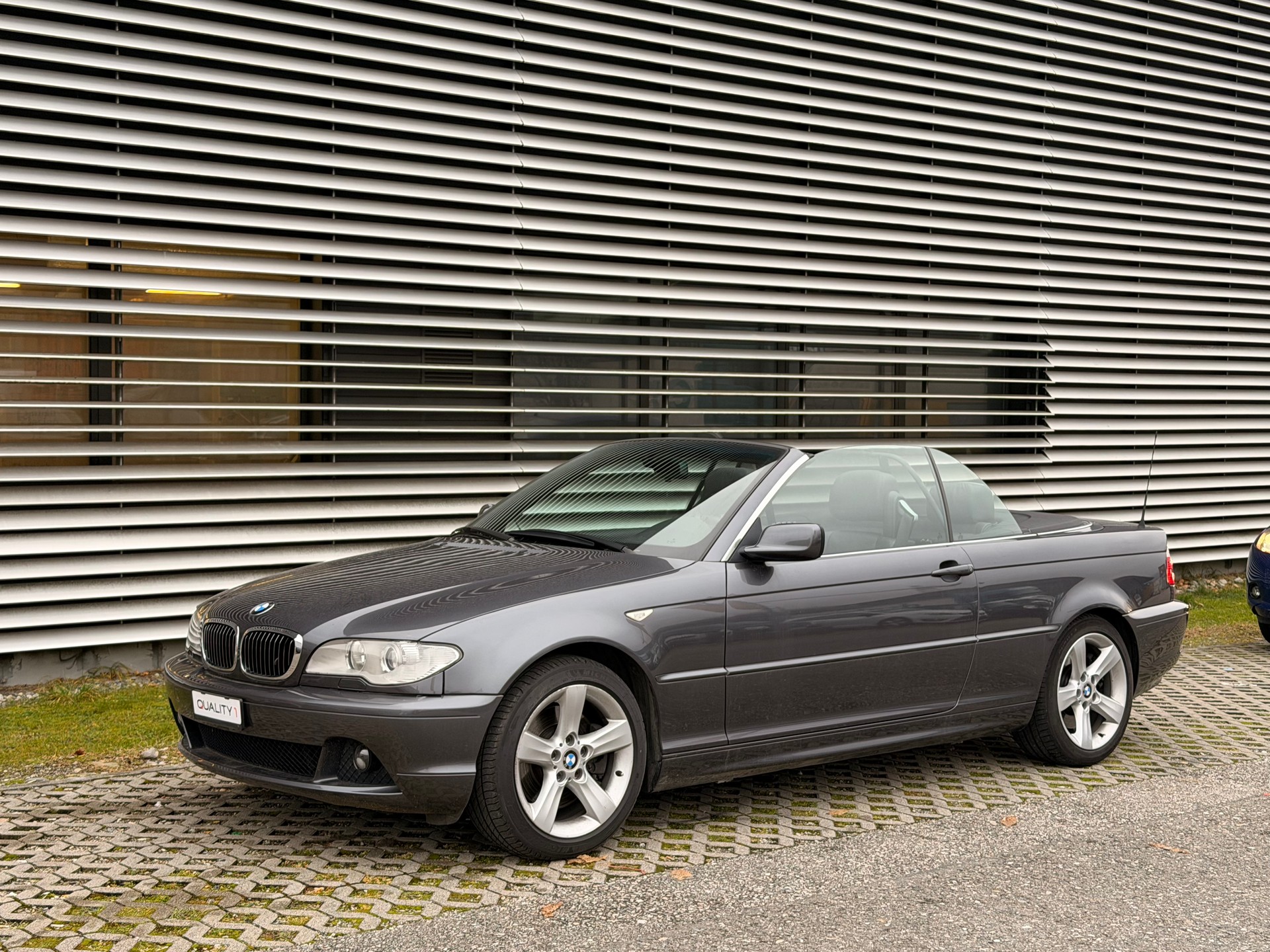 BMW 330Ci Cabriolet - 3