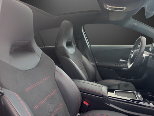 MERCEDES-BENZ A 220 4Matic 8G-DCT - 12