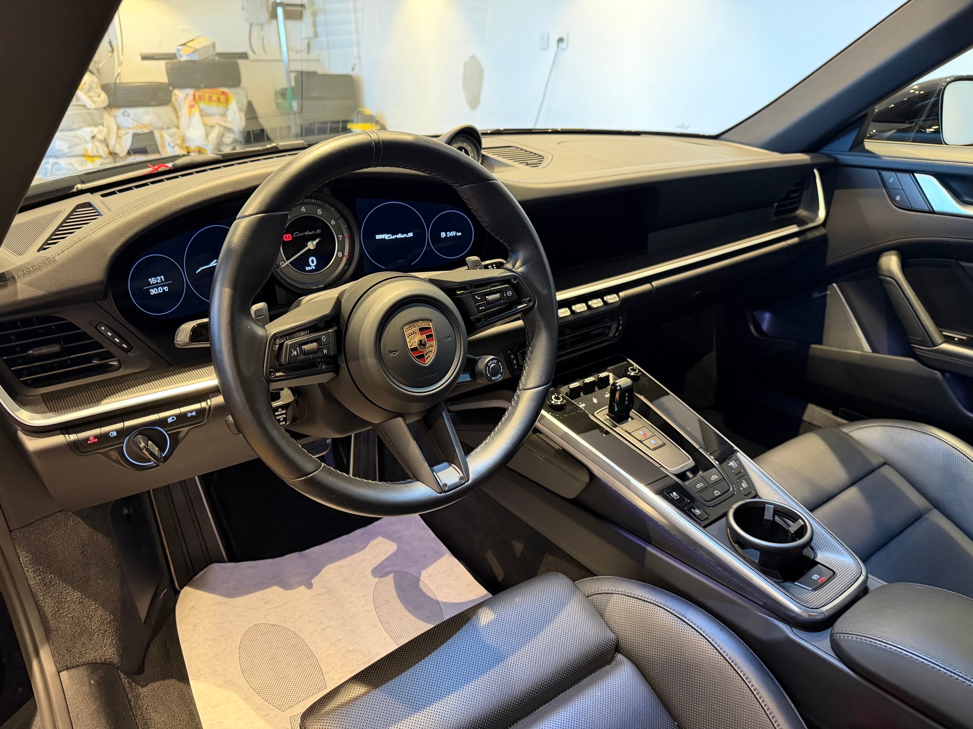 PORSCHE 911 Cabriolet 3.7 Turbo S PDK - 12
