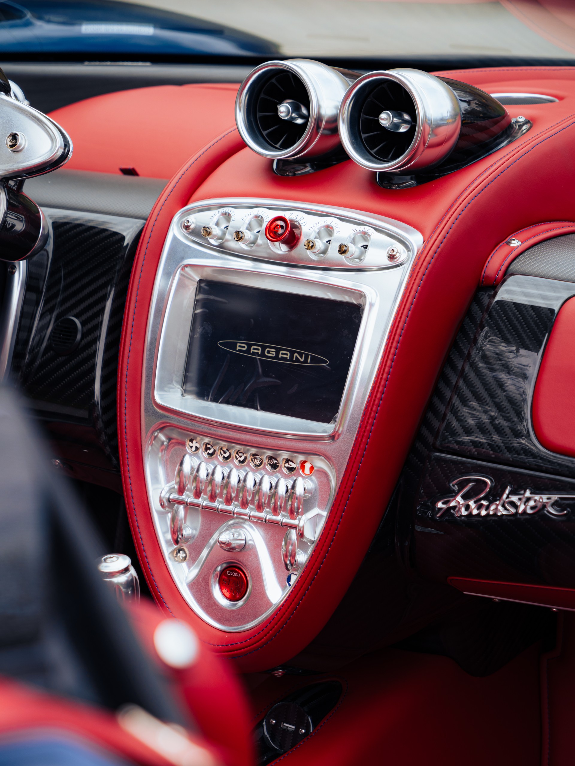 PAGANI Huayra Roadster - 10