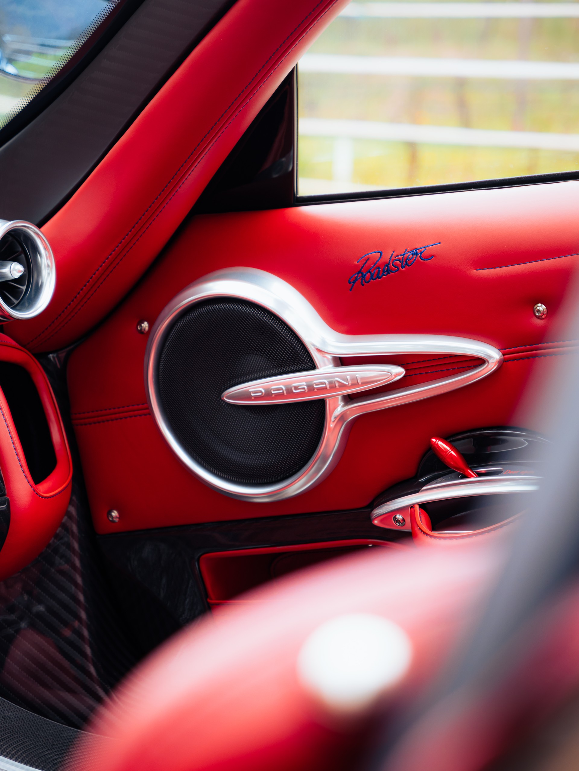 PAGANI Huayra Roadster - 13