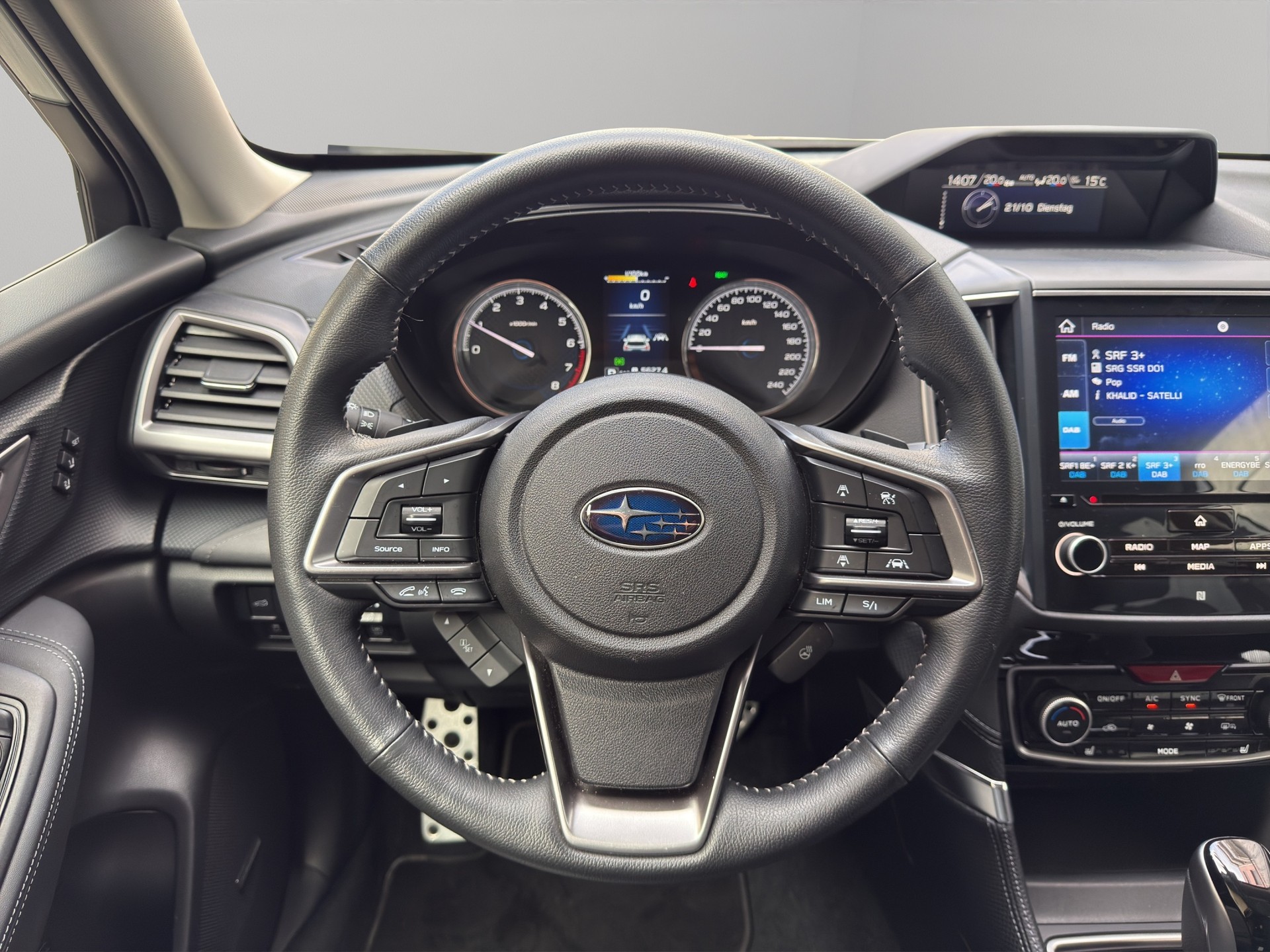 SUBARU Forester Station 2.0i e-Boxer Luxury - 6