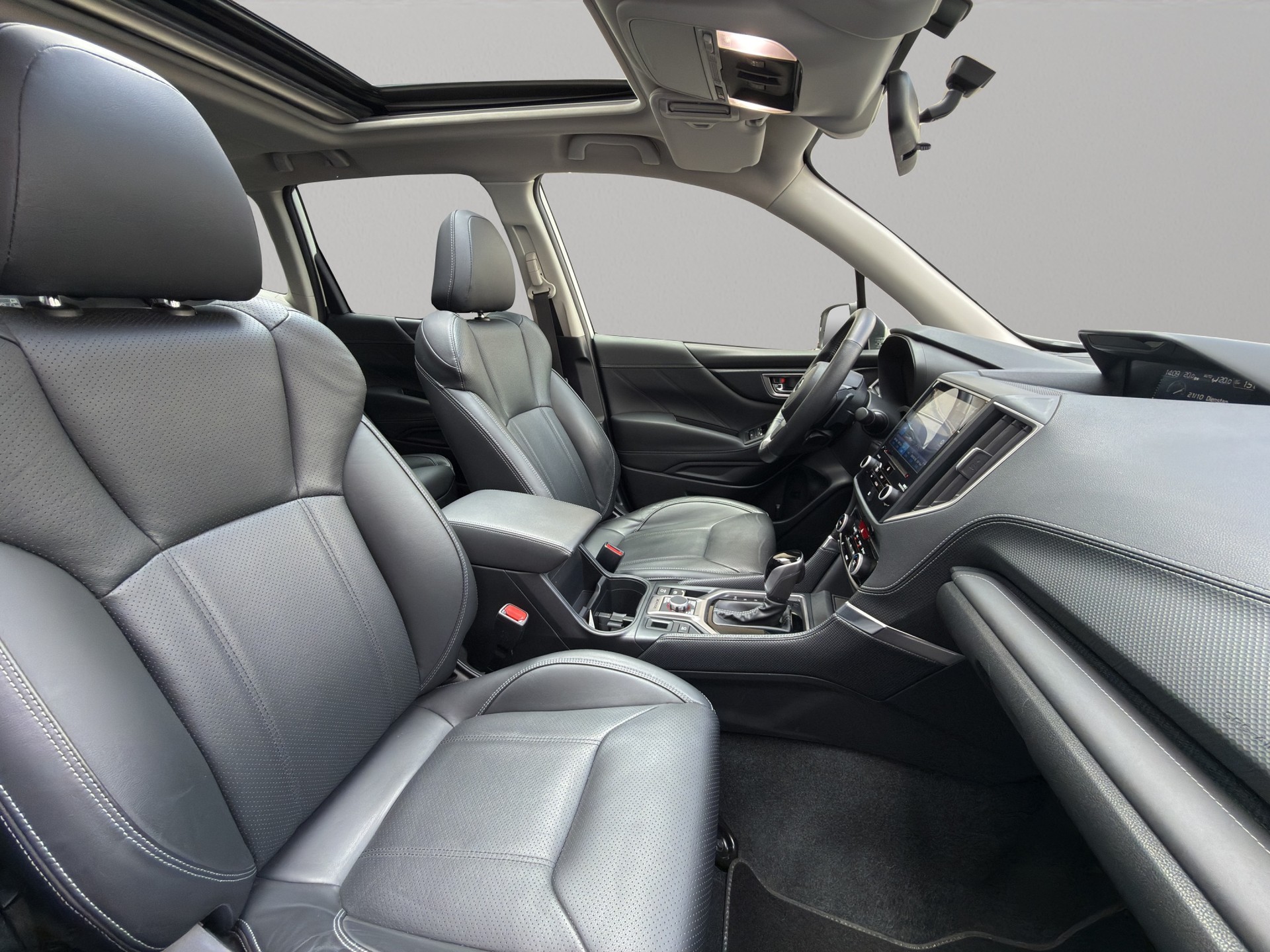 SUBARU Forester Station 2.0i e-Boxer Luxury - 10