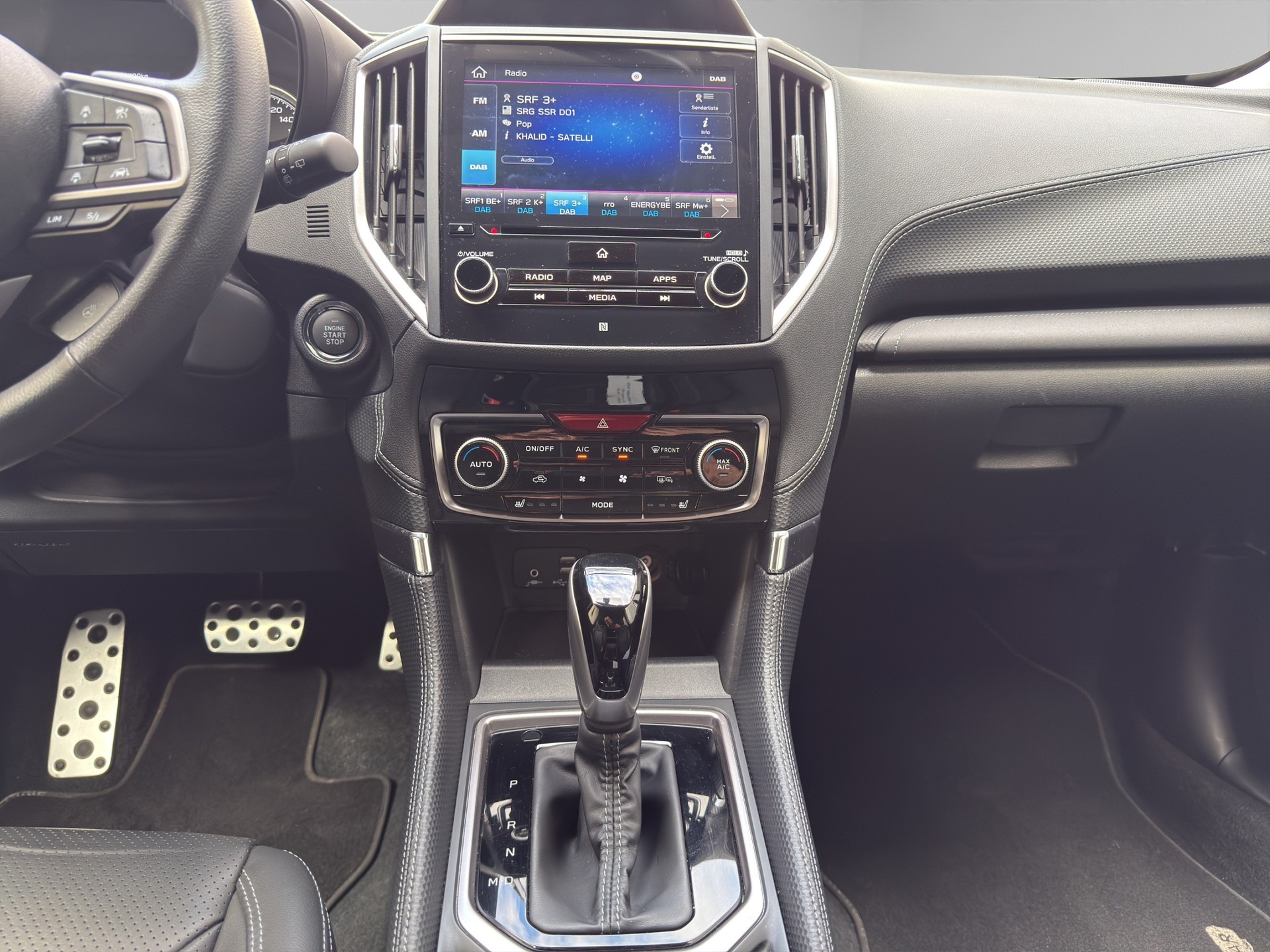 SUBARU Forester Station 2.0i e-Boxer Luxury - 7