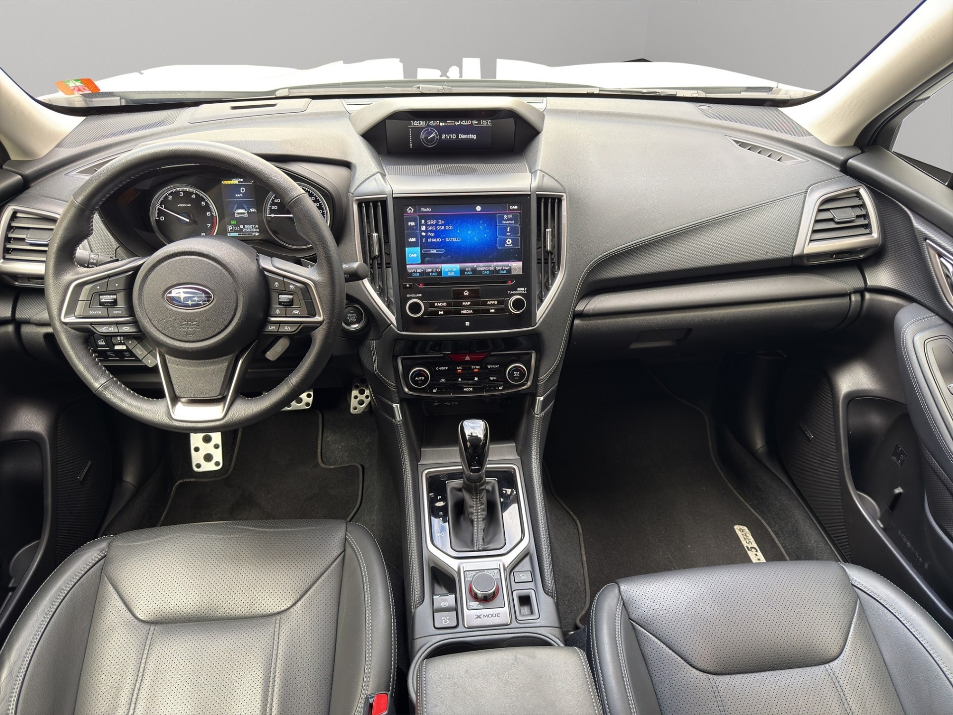 SUBARU Forester Station 2.0i e-Boxer Luxury - 8