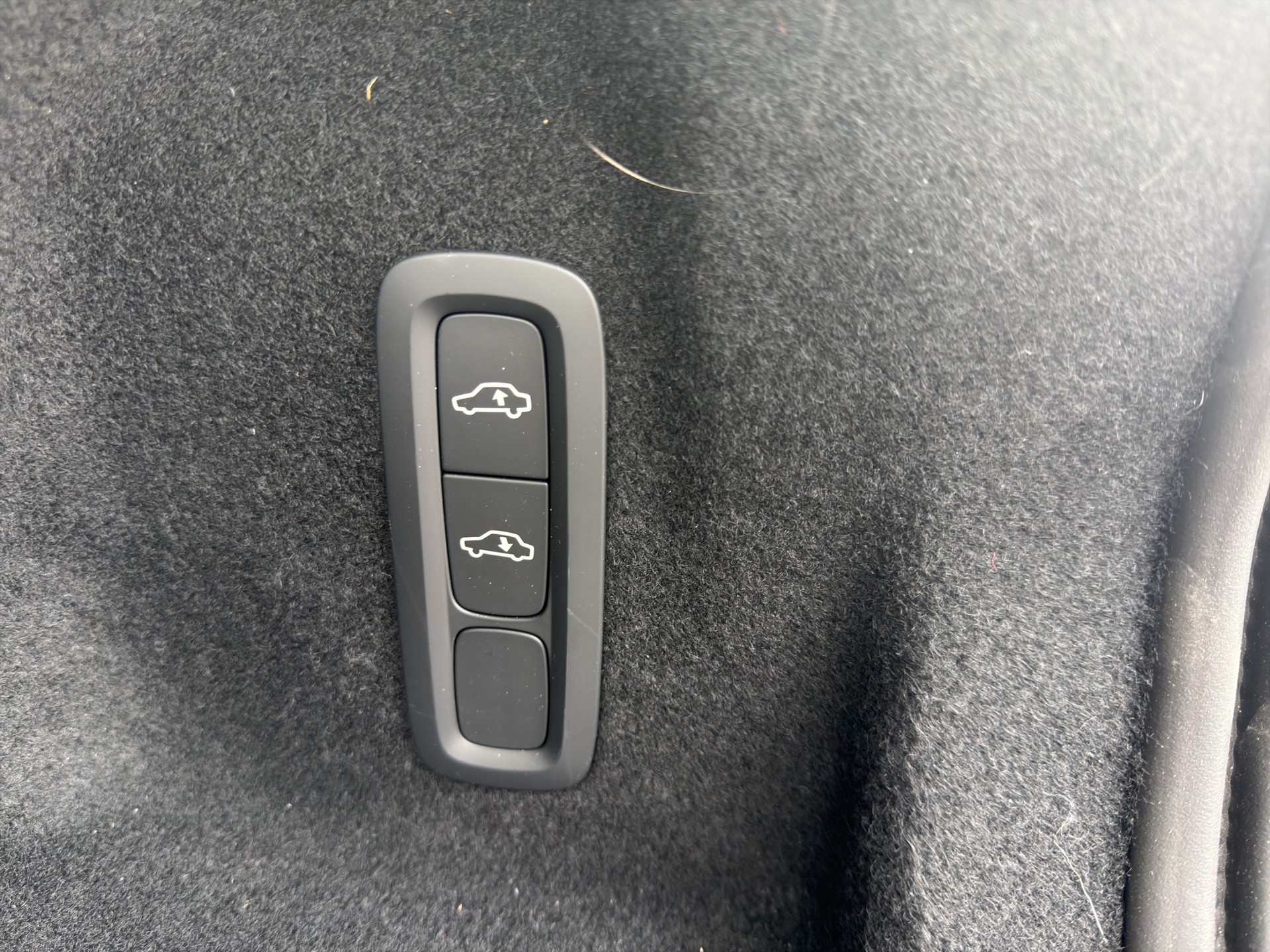 VOLVO XC60 2.0 T6 TE Ultra Dark eAWD - 19