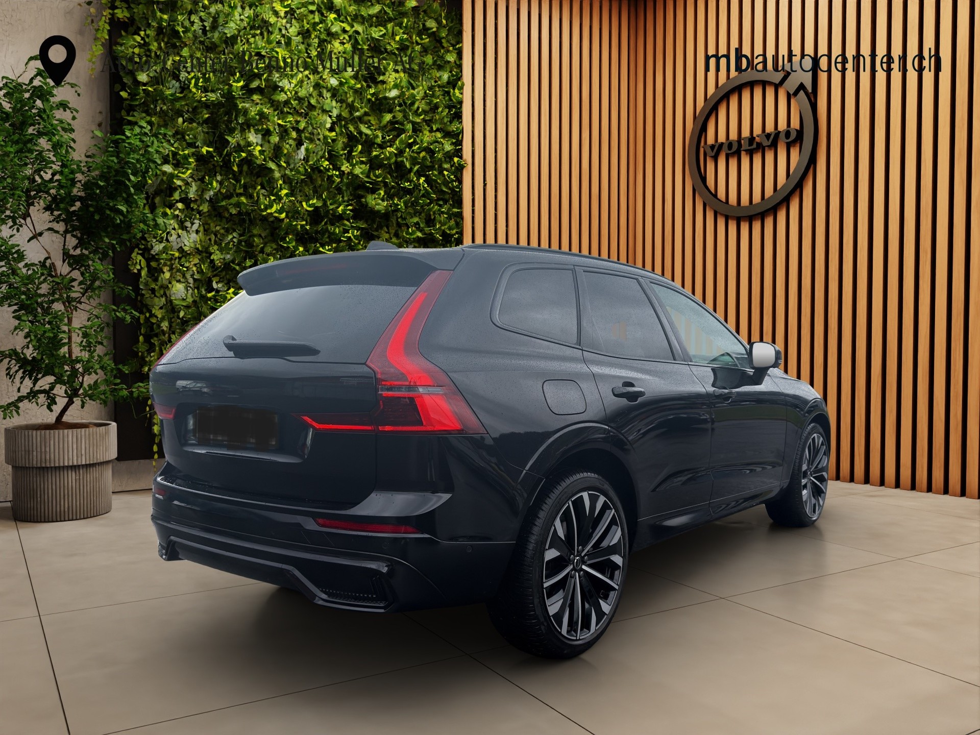 VOLVO XC60 2.0 T6 TE Ultra Dark eAWD - 5