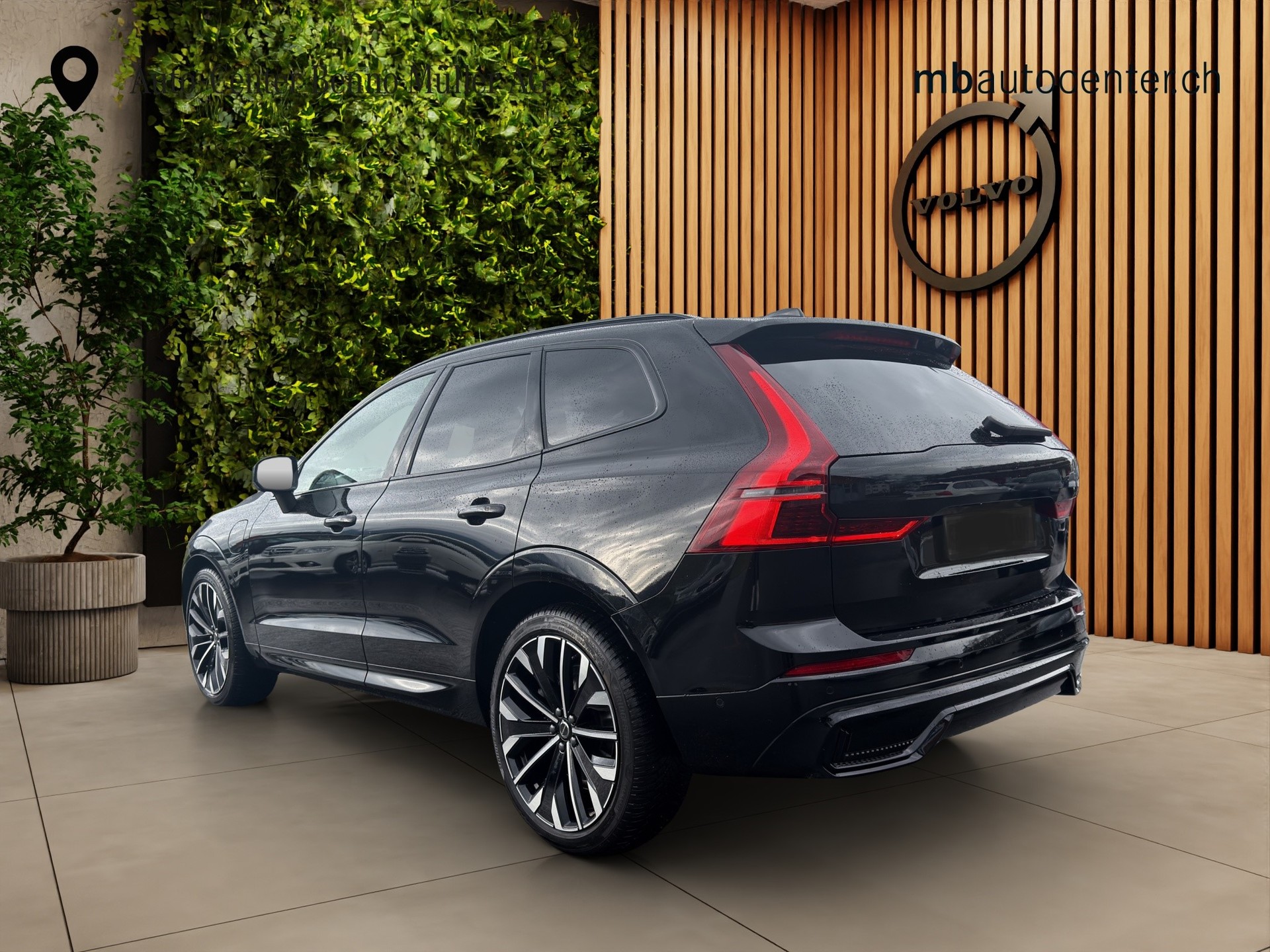 VOLVO XC60 2.0 T6 TE Ultra Dark eAWD - 3