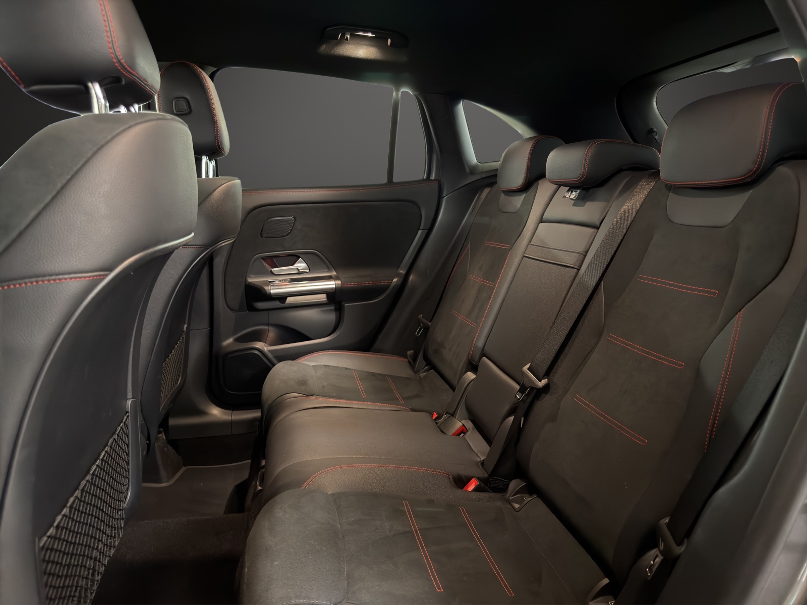 MERCEDES-BENZ GLA 200 4Matic AMG Line 8G-DCT - 15