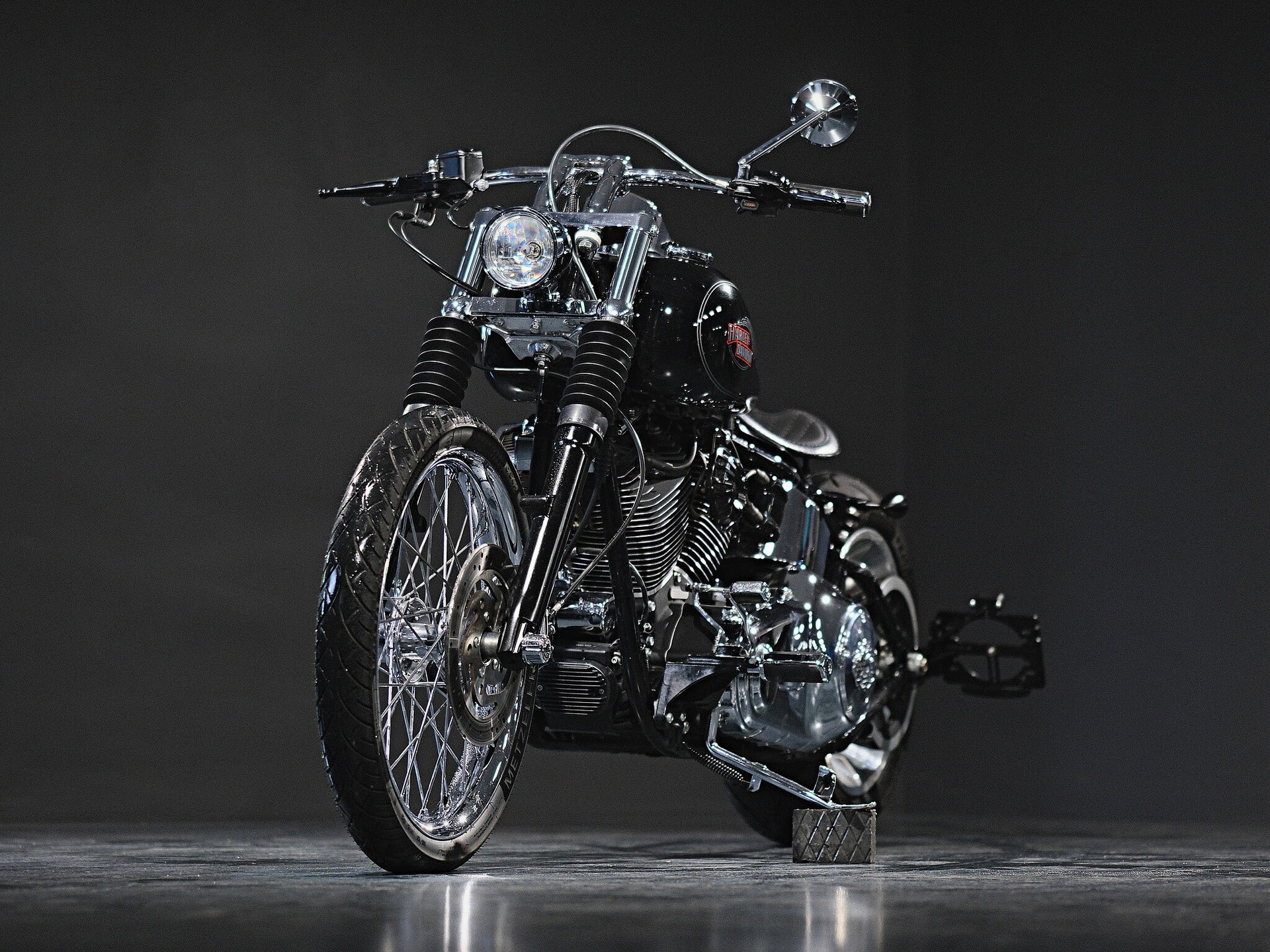 HARLEY-DAVIDSON FXSTC Softail Custom - 5