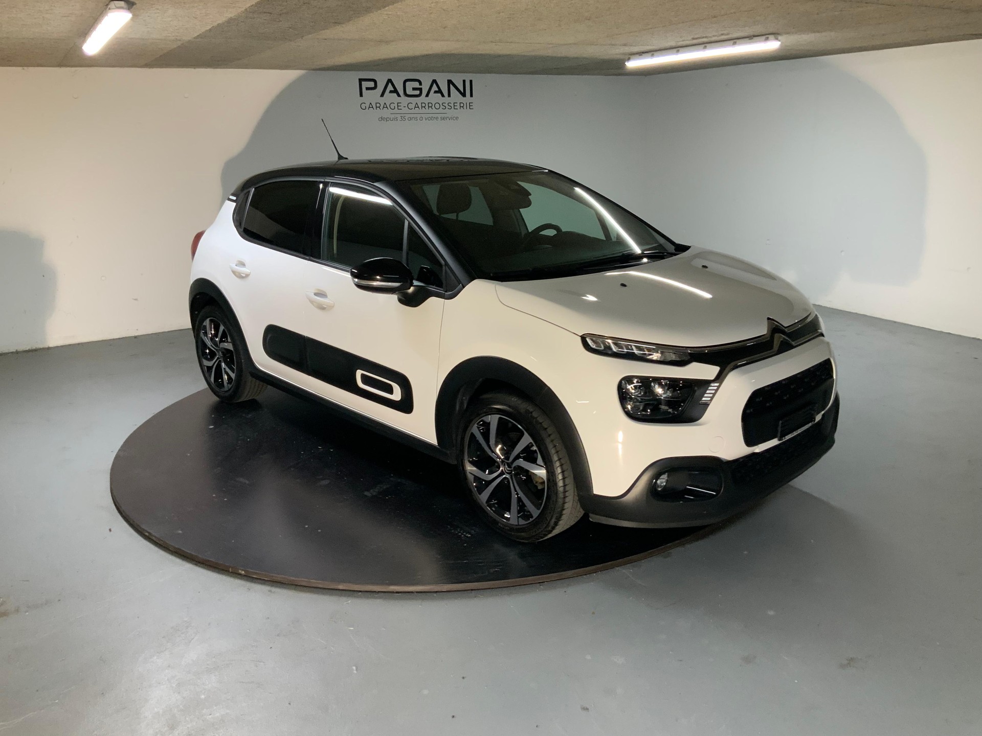 CITROEN C3 1.2 PureTech Shine - 2