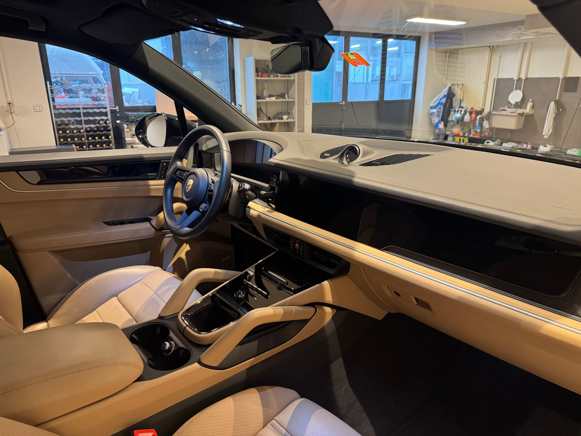 PORSCHE Cayenne 3.0 V6 E-Hybrid - 8