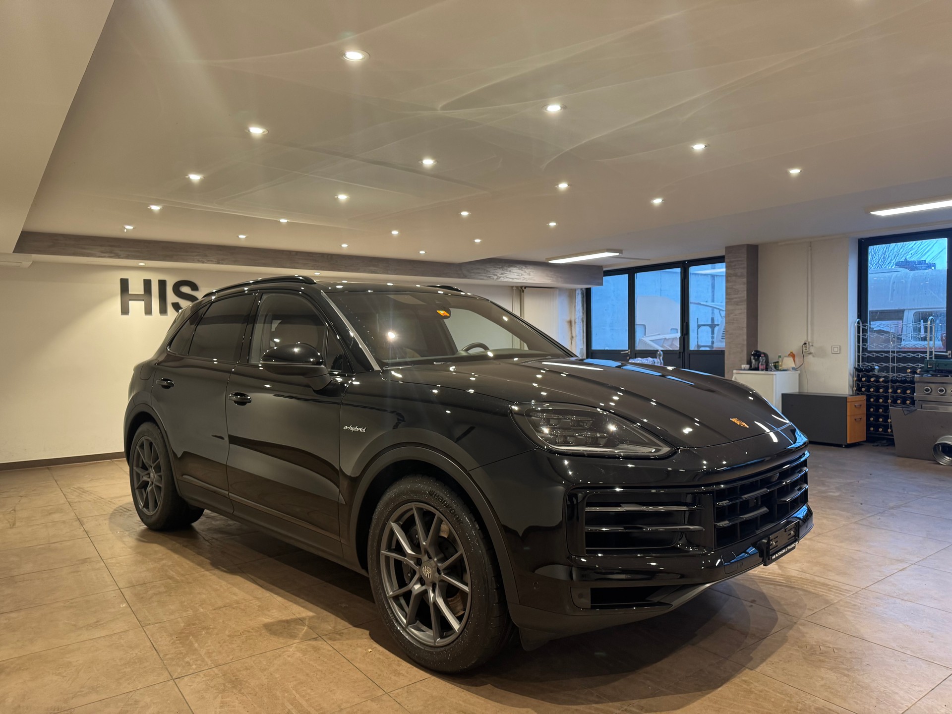 PORSCHE Cayenne 3.0 V6 E-Hybrid - 3
