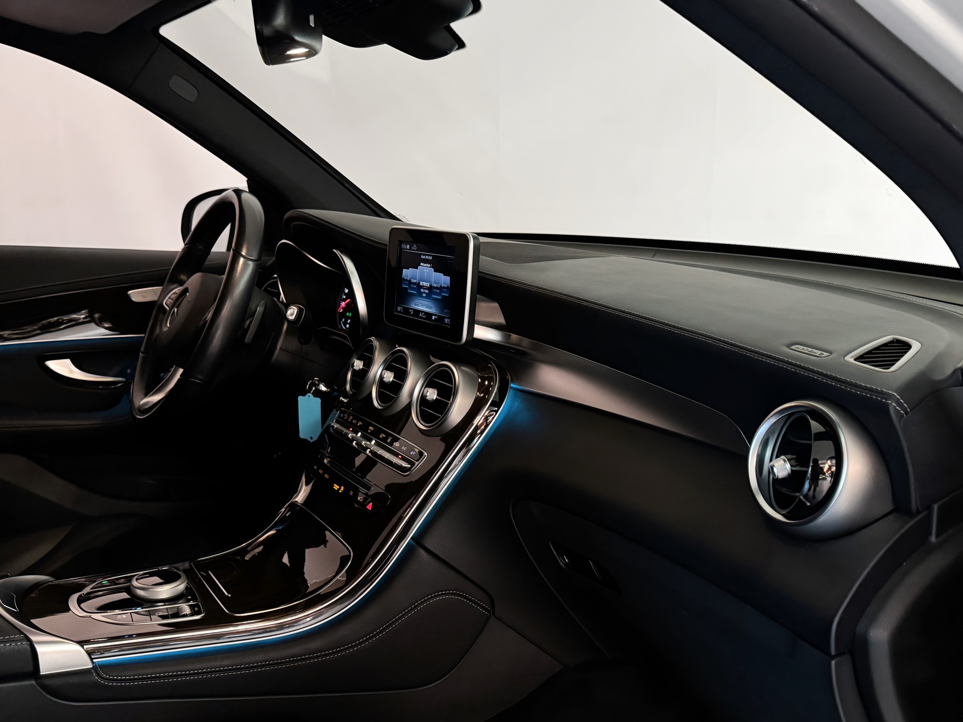 MERCEDES-BENZ GLC 250d Off-Road 4Matic 9G-Tronic - 22