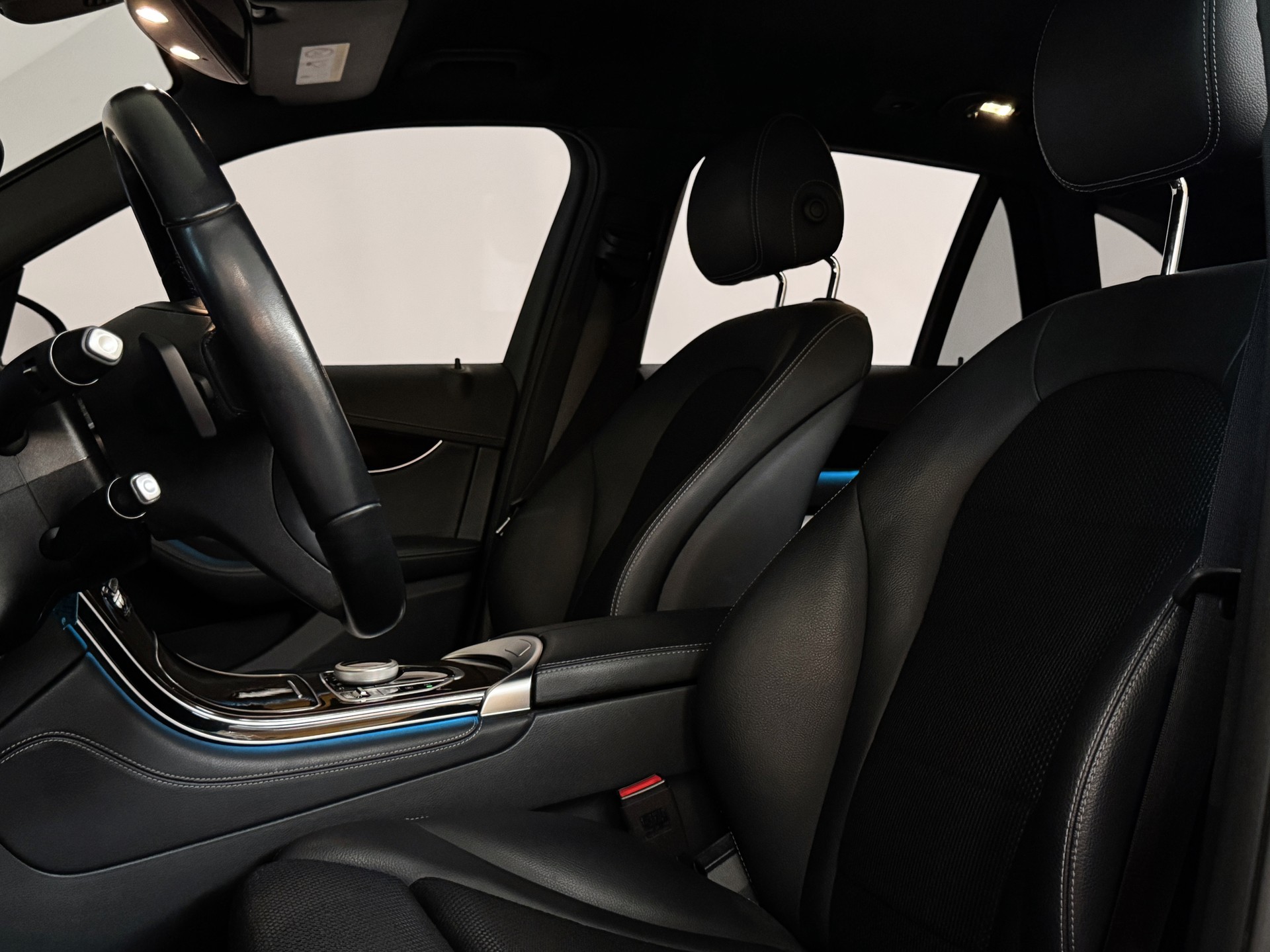 MERCEDES-BENZ GLC 250d Off-Road 4Matic 9G-Tronic - 12