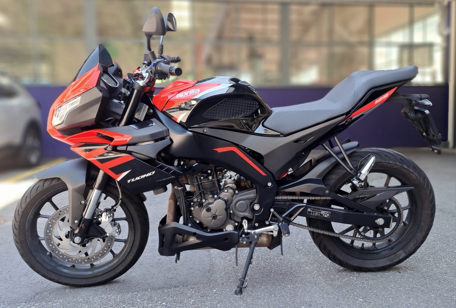 APRILIA Tuono 125