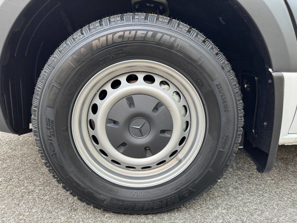 MERCEDES-BENZ Sprinter 317 CDI Pro Aufbau mit Hebebühne 4325 lang - 16