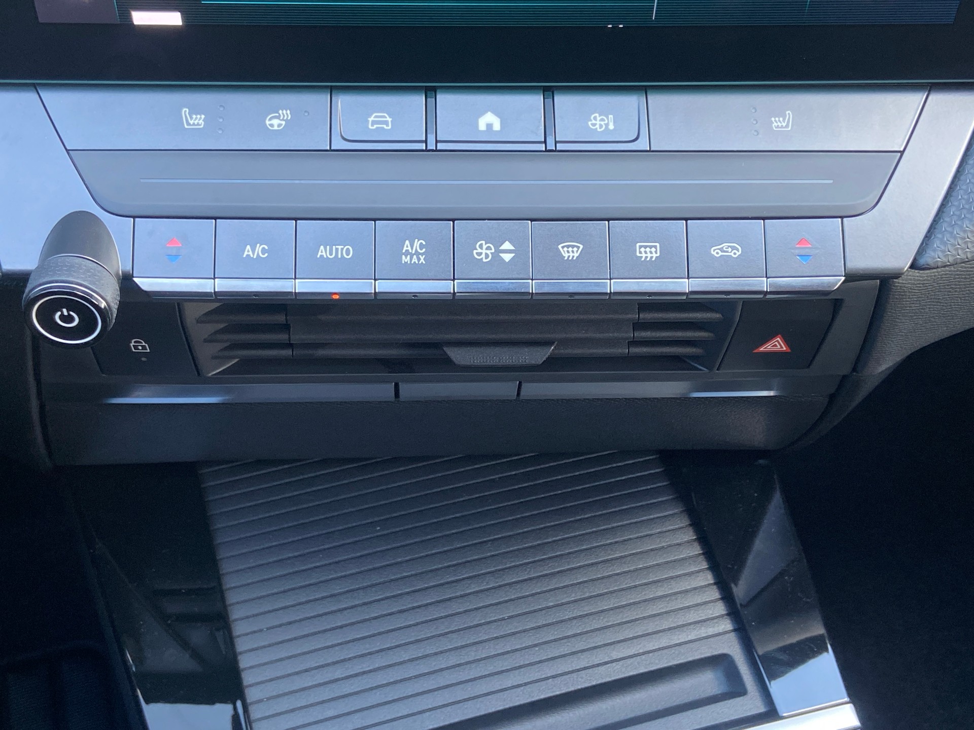 OPEL Astra Sports Tourer 1.2i Turbo GS Automat - 10