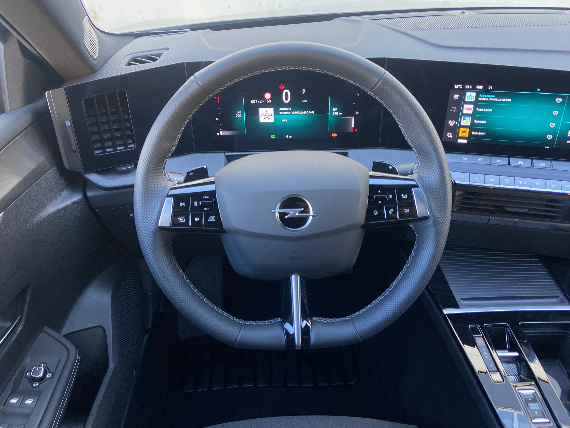 OPEL Astra Sports Tourer 1.2i Turbo GS Automat - 8