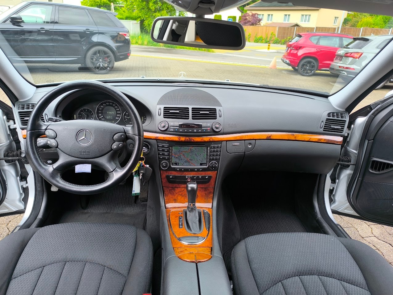 MERCEDES-BENZ E 350 Elégance 4Matic Automatic - 11