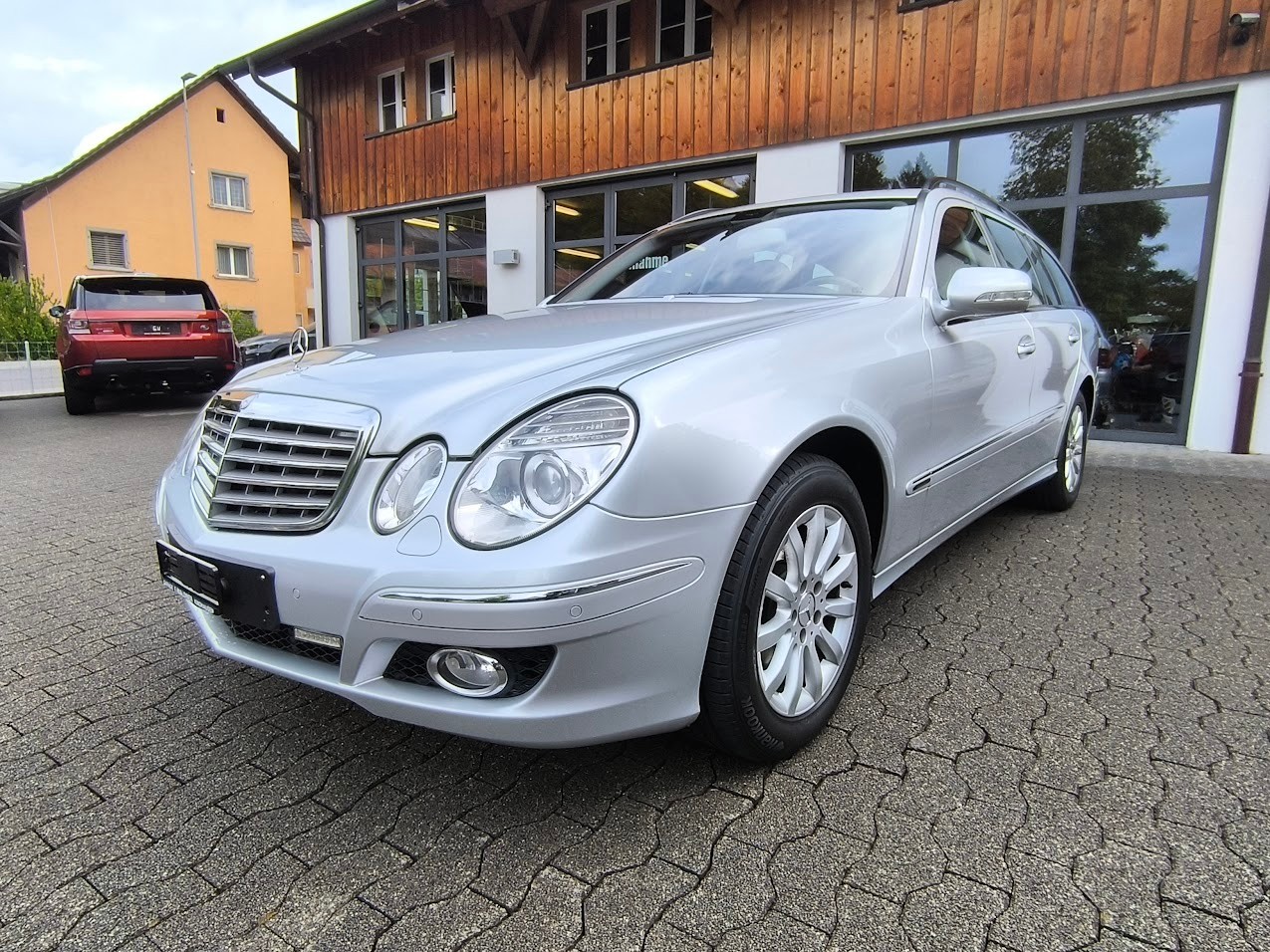 MERCEDES-BENZ E 350 Elégance 4Matic Automatic