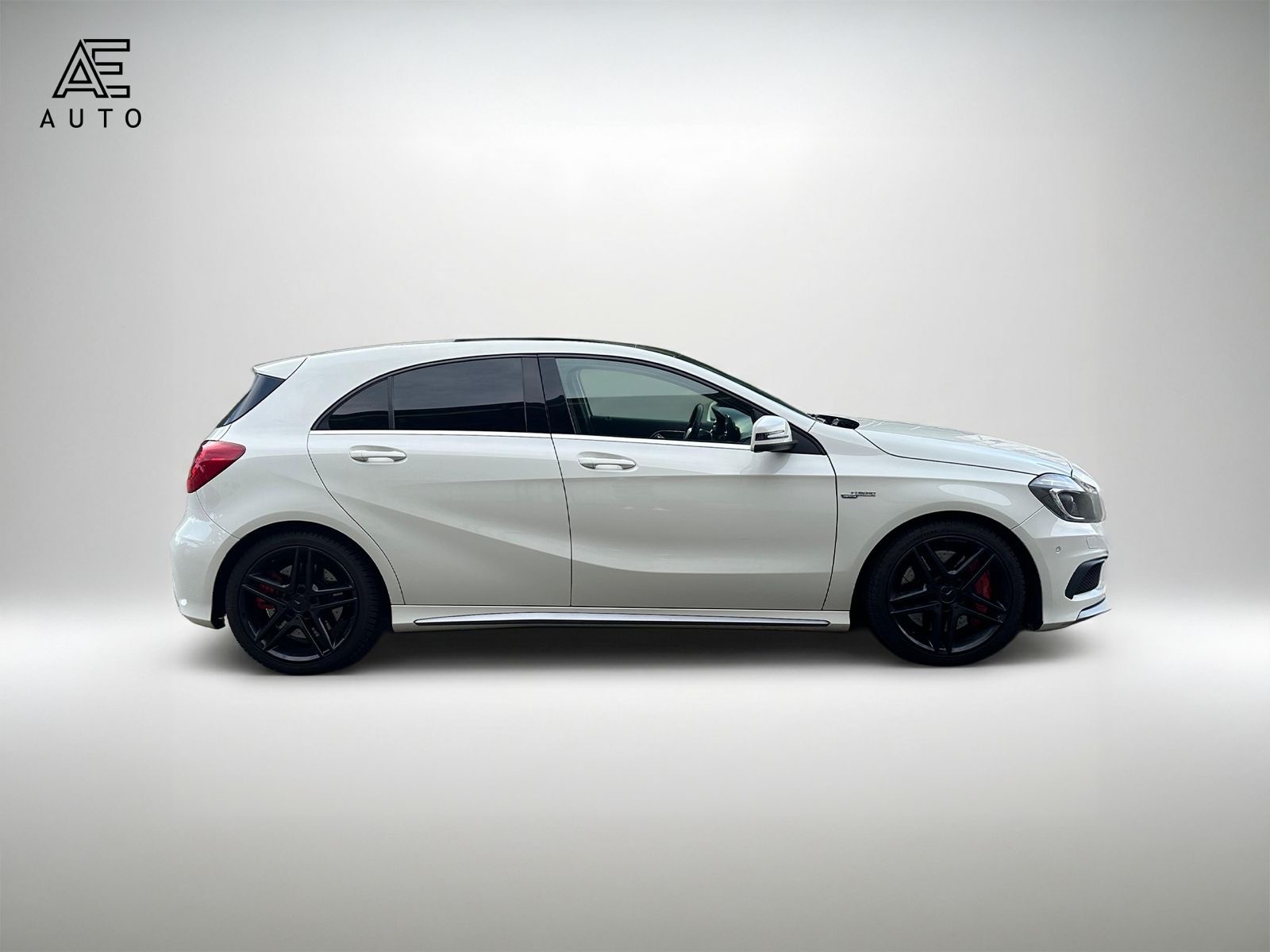 MERCEDES-BENZ A 45 AMG 4Matic Speedshift 7G-DCT - 8