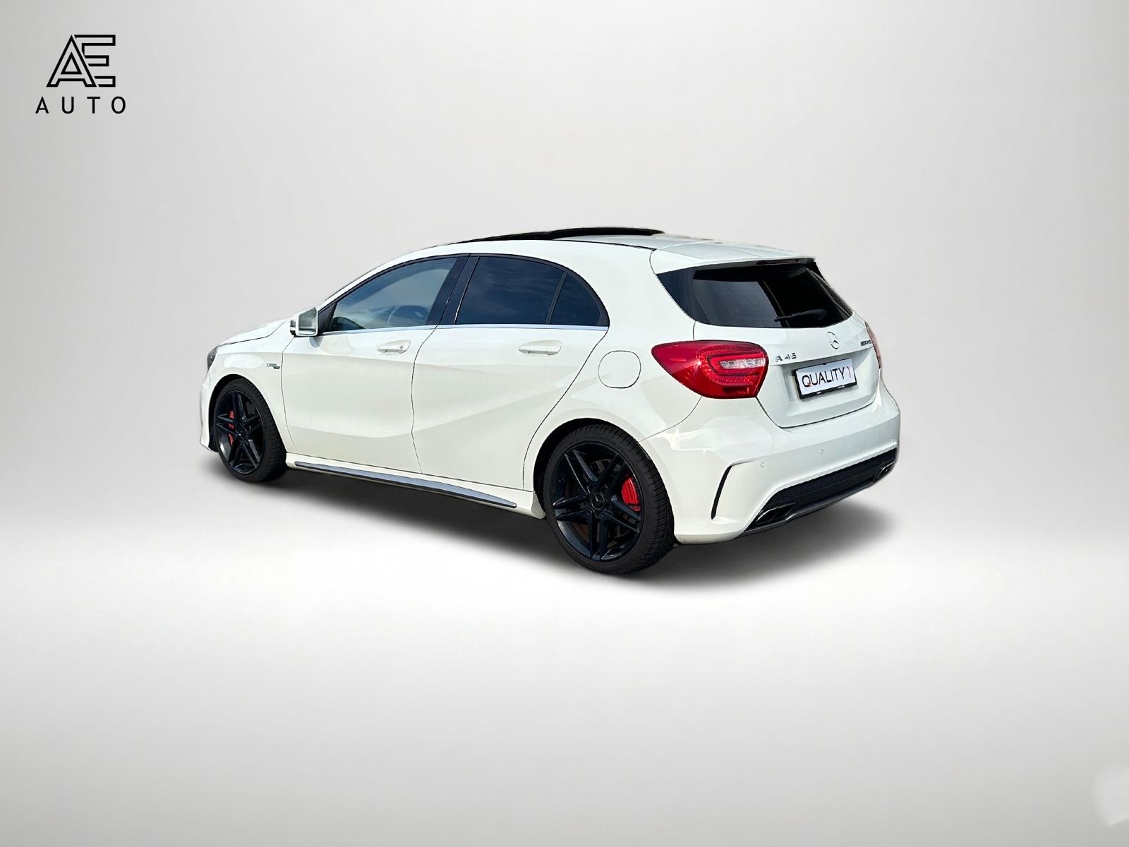 MERCEDES-BENZ A 45 AMG 4Matic Speedshift 7G-DCT - 5