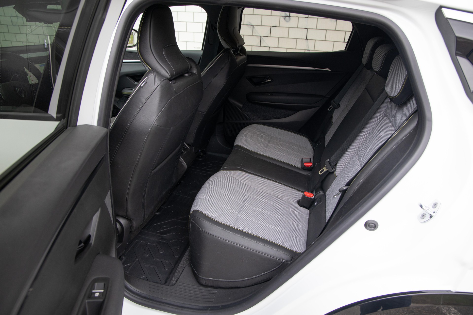 RENAULT MEGANE Mégane E-Tech techno - 15