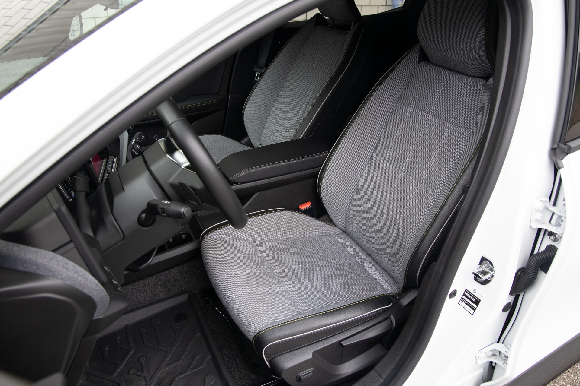 RENAULT MEGANE Mégane E-Tech techno - 13