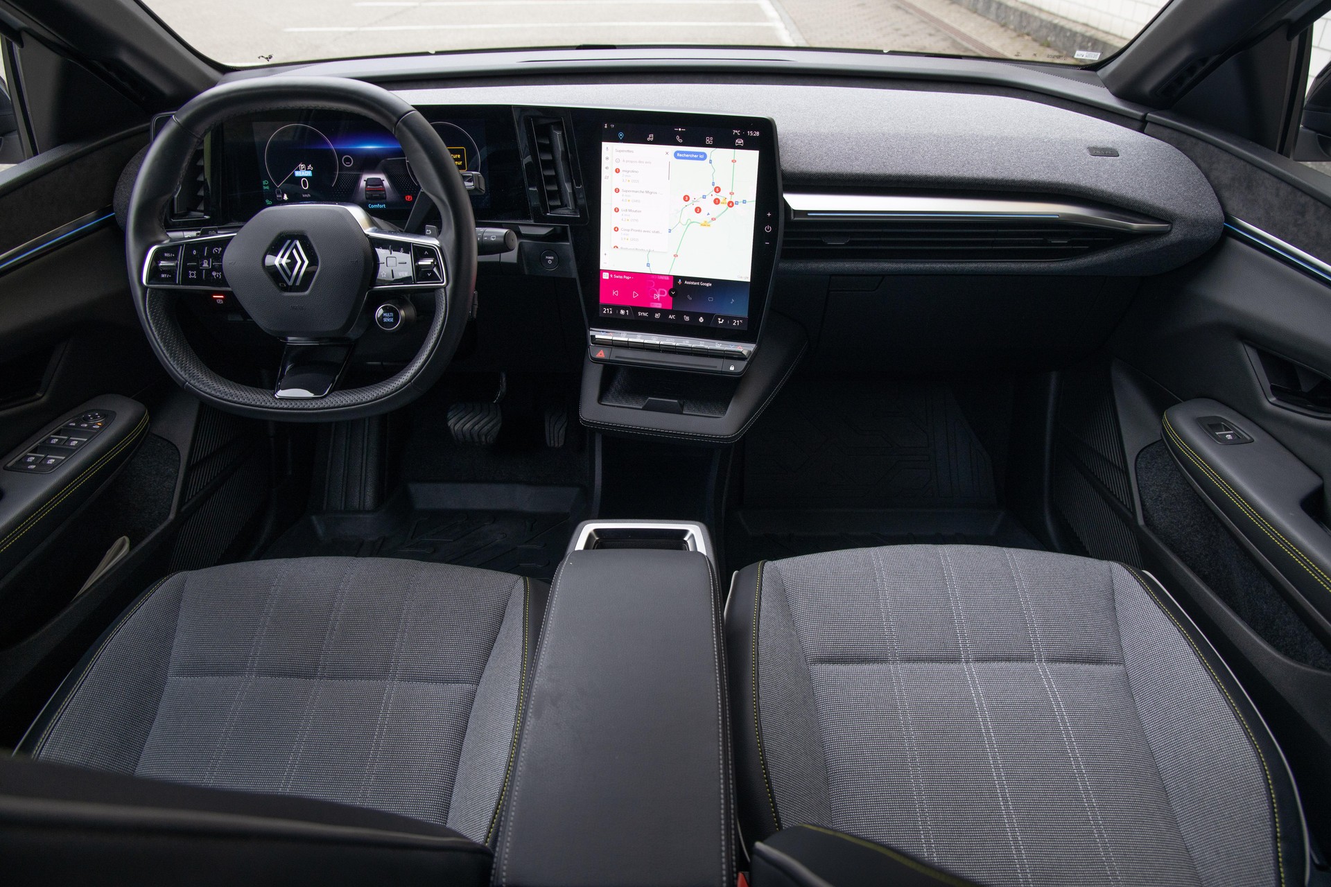 RENAULT MEGANE Mégane E-Tech techno - 10