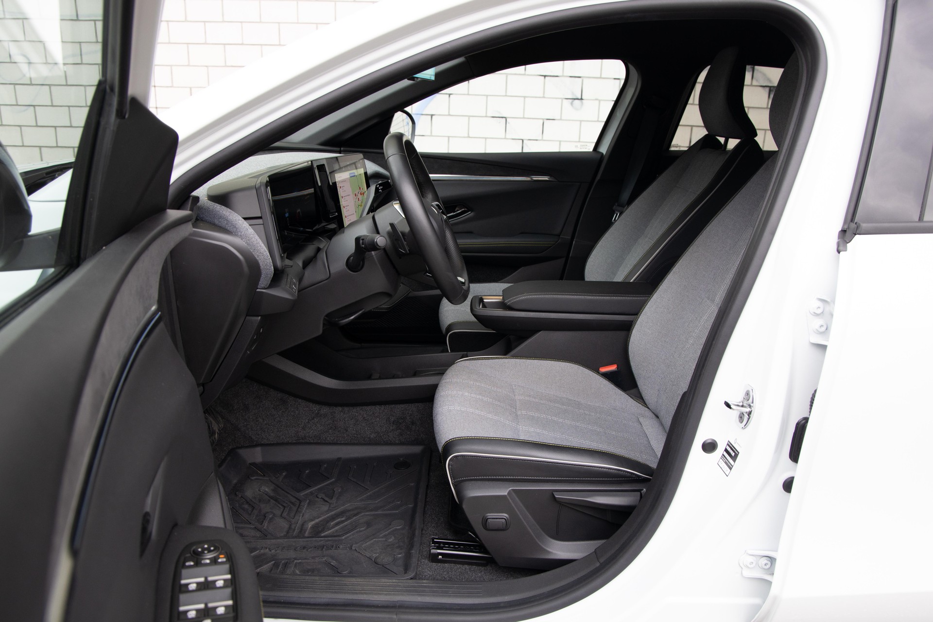 RENAULT MEGANE Mégane E-Tech techno - 14