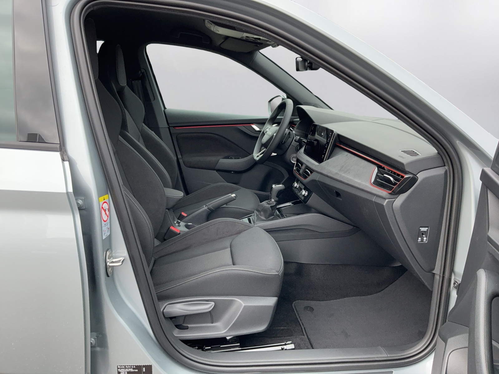 SKODA Kamiq 1.0 TSI Dynamic DSG - 14