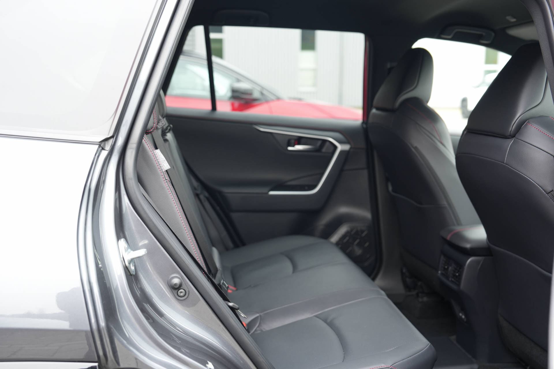 TOYOTA RAV-4 2.5 Plug-In-Hybrid Platinum - 11