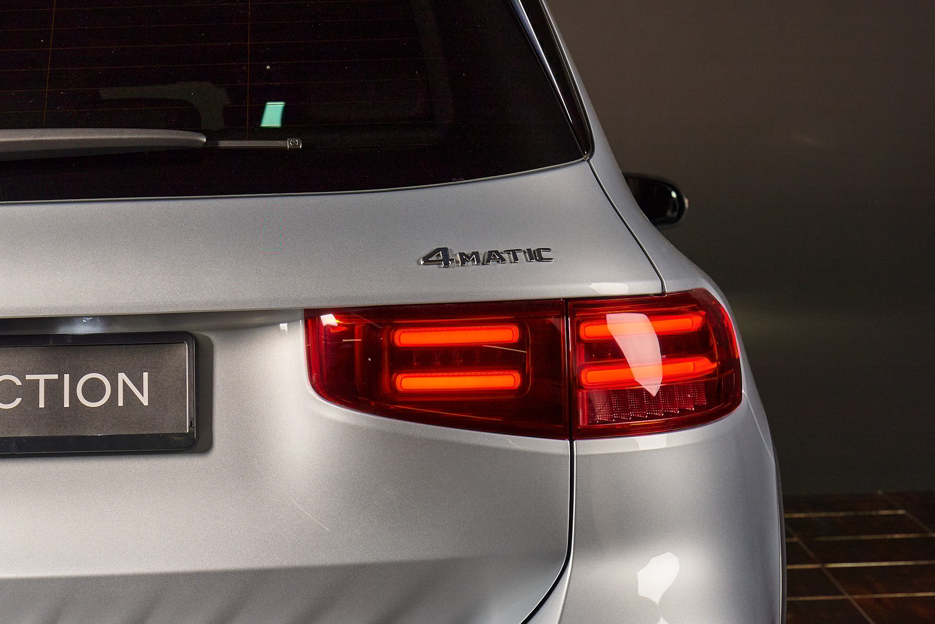 MERCEDES-BENZ GLB 250 4Matic 8G-Tronic - 7