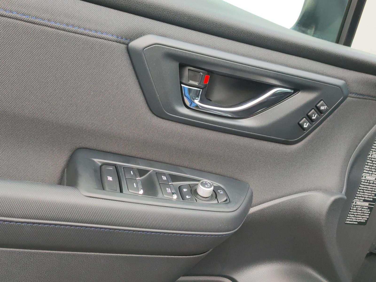 SUBARU Forester Station 2.0i e-Boxer Swiss Plus - 9