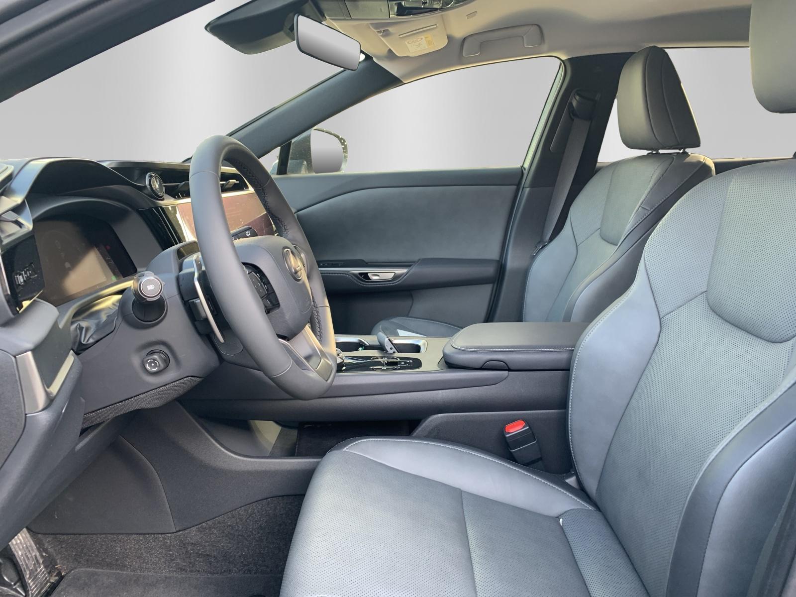 LEXUS RZ 450e Comfort - 8